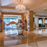 Rawche Universal Apartments