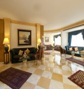 Rawche Universal Aparthotel 4*