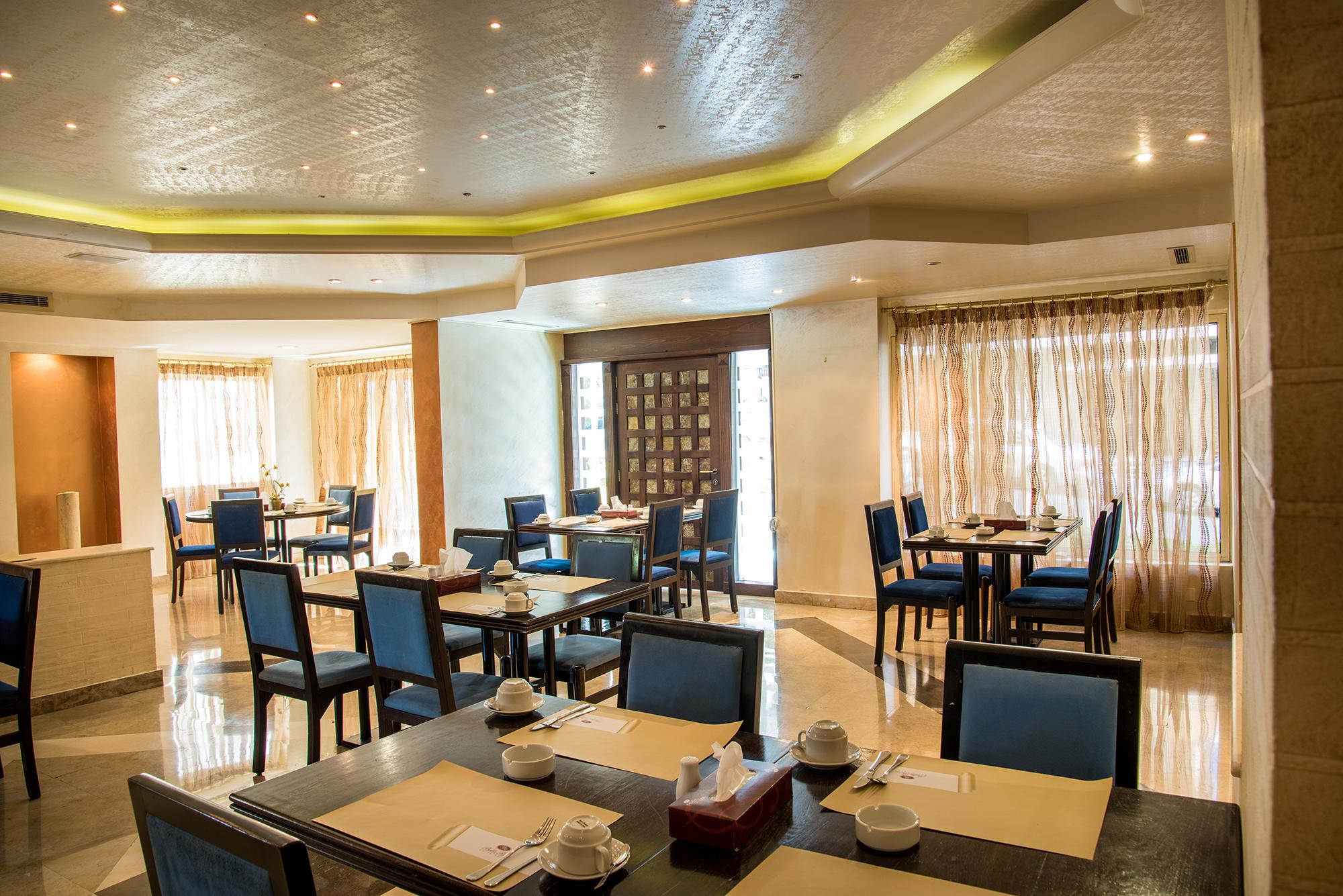 Rawche Universal Aparthotel Beirut